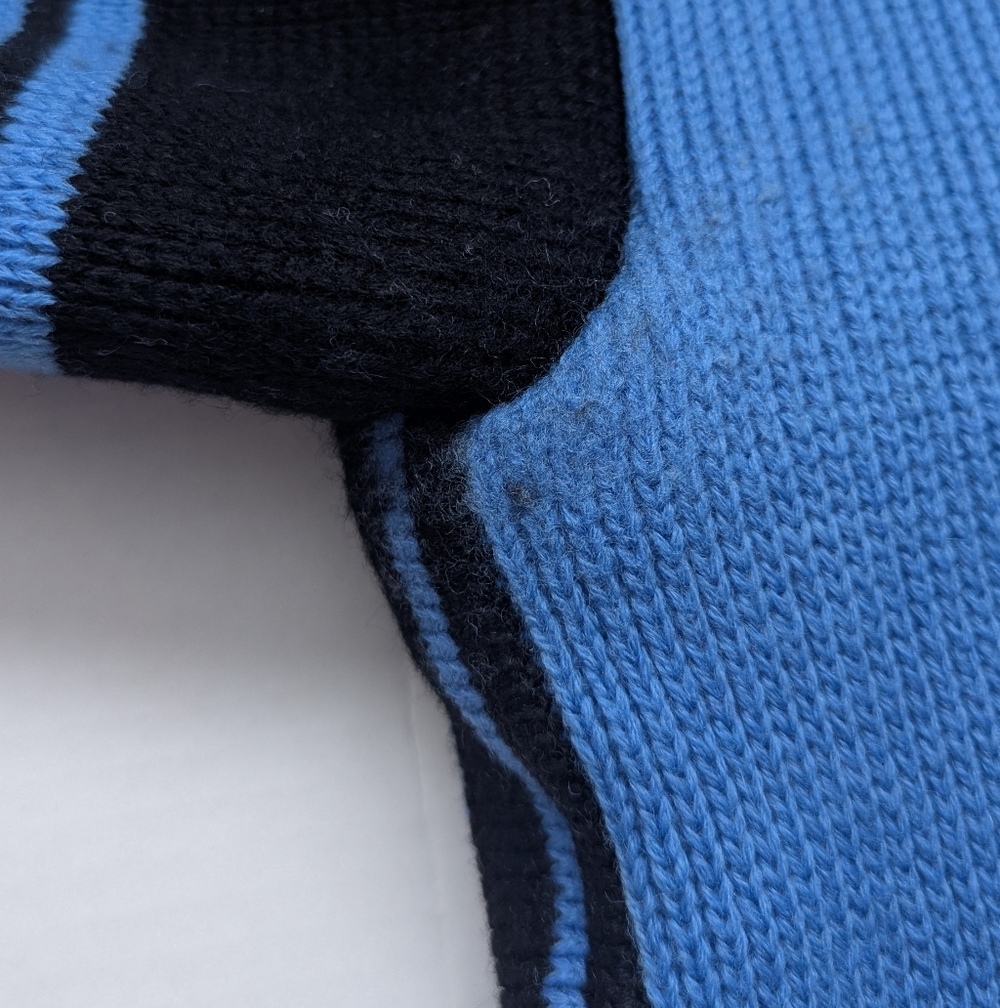 Vintage 70s Wool Ski Black and Blue Knit Sweater - Picture 10 of 12